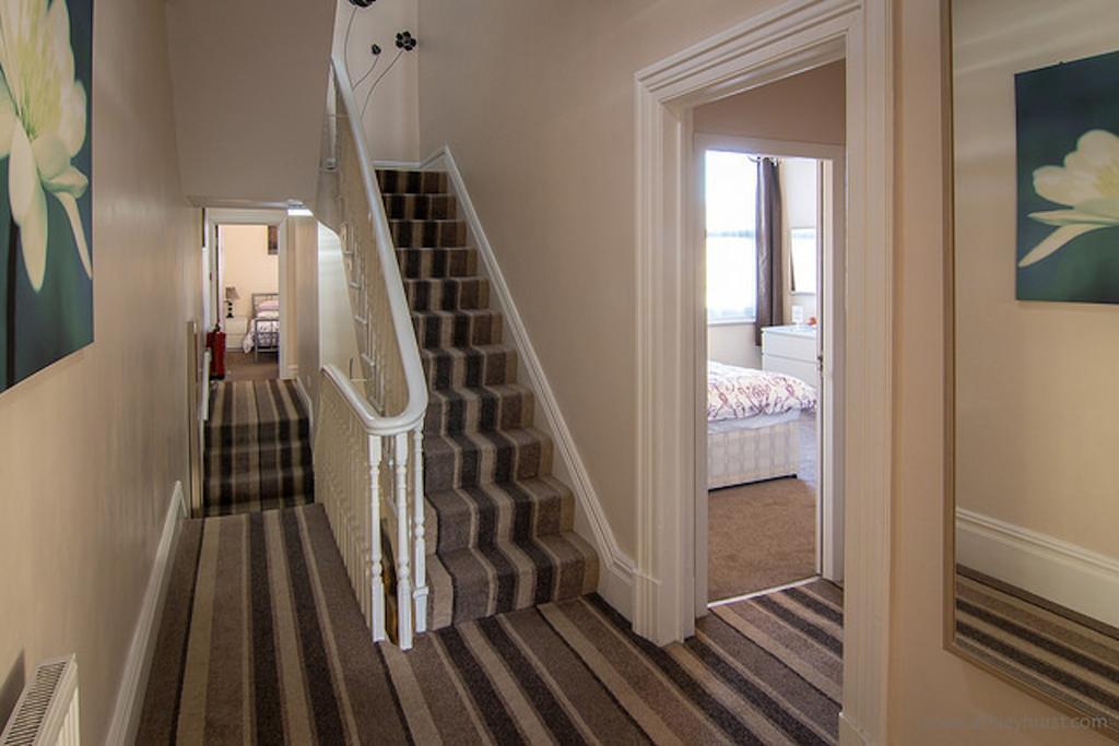 Rossall House , For Families & Couples แบล็คพูล ภายนอก รูปภาพ